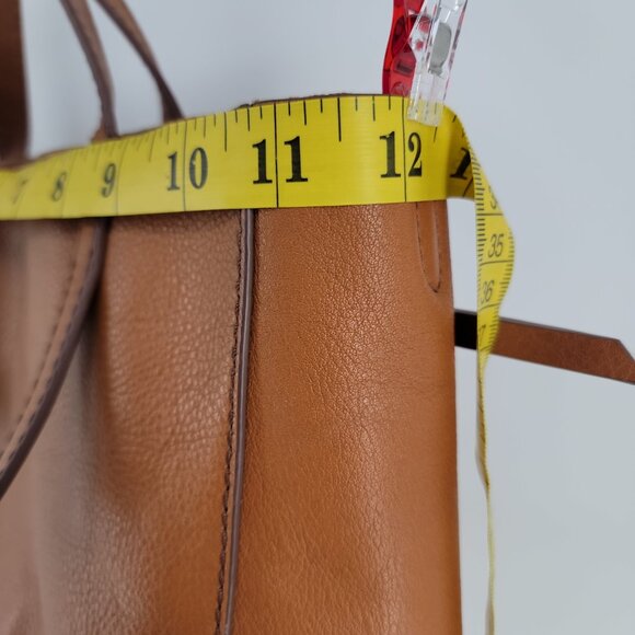 👜 Fossil Convertible Pebbled Leather Satchel–Backpack–Shoulder Bag | Tan - Picture 9 of 11